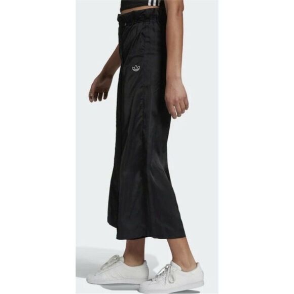 ADIDAS ORIGINALS | 7/8 Length Wide Leg Satin Look Track Pants Women’s Size Small - Picture 2 of 15